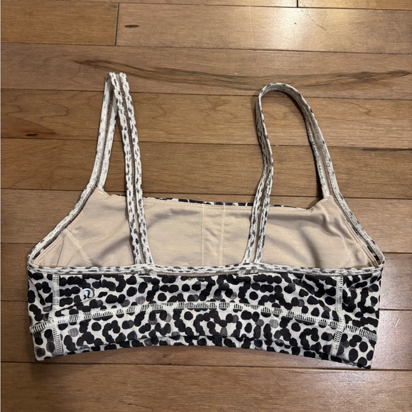 Lululemon Size 8 Straight Up Bra black and white dot print - Picture 5 of 9